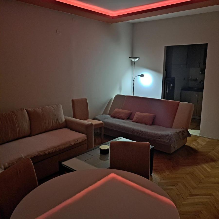 Maja Apartment Нови Сад Екстериор снимка